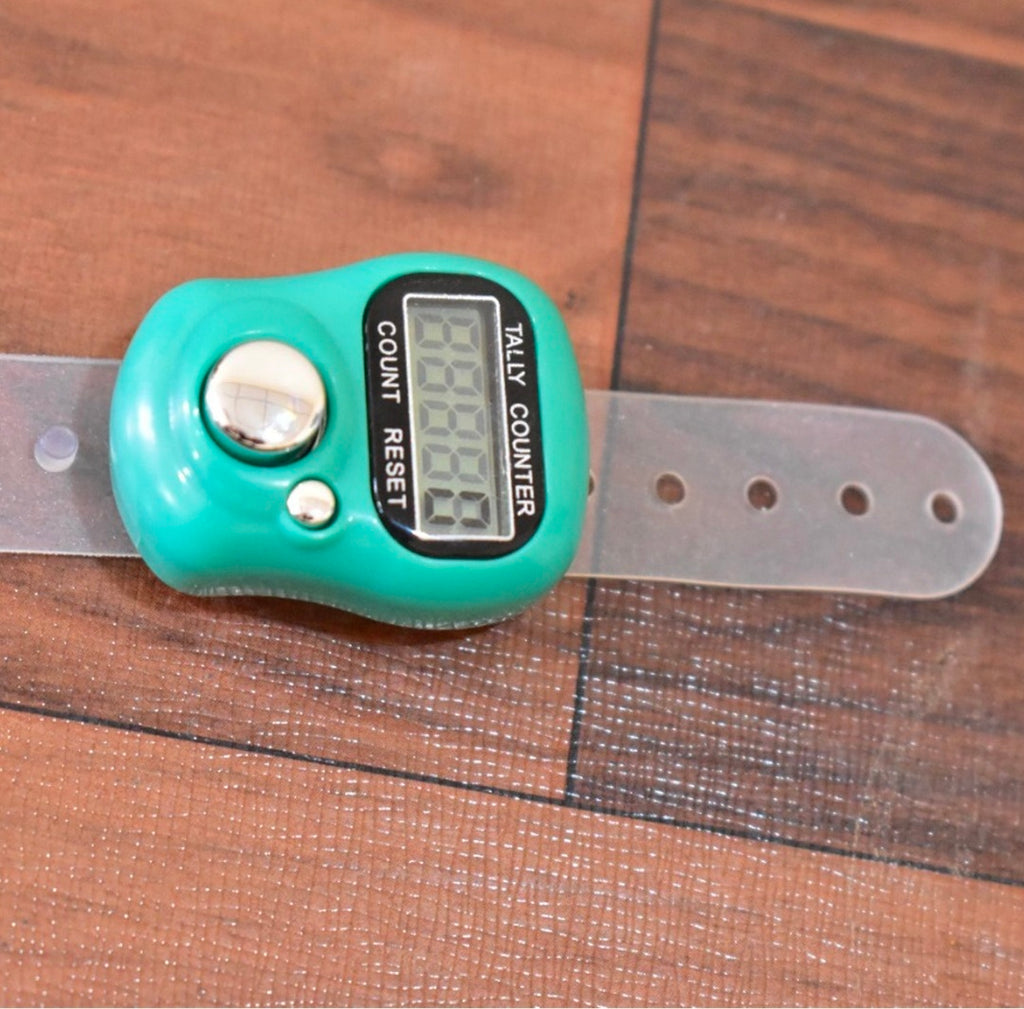 Manual finger tally counter with LCD screen